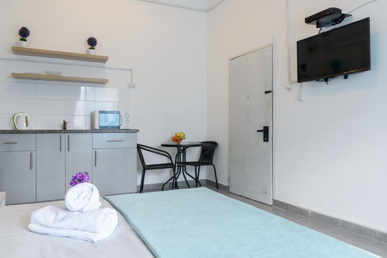 Hacarmel Apartment Tel Aviv Bagian luar foto